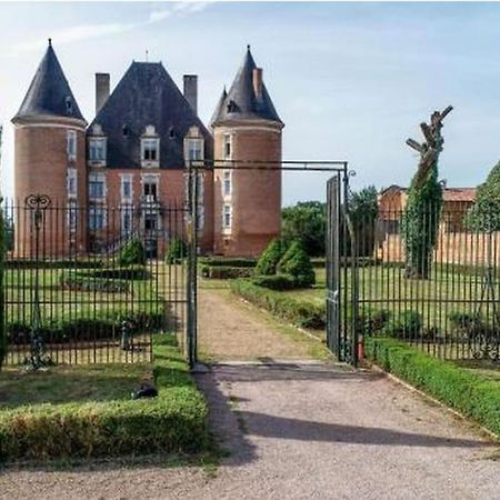 Maison A Saint Elix Le Chateau Exterior photo